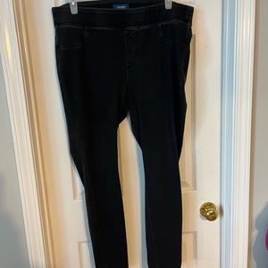 Old Navy Rockstar 24/7 Black Jeggings size 18